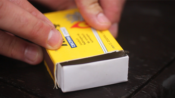 The FLY by Marcos Waldemar - Image 6