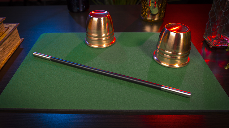 Standard Close-Up Pad 11X16, Green by Murphy's Magic