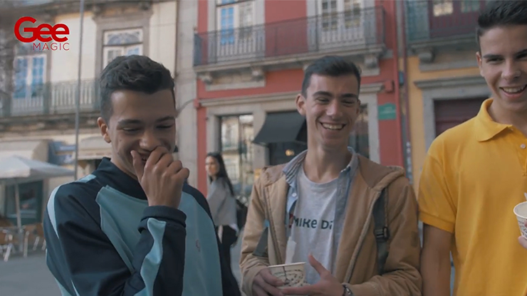 NO BOX by Gonçalo Gil and MacGimmick - Image 3