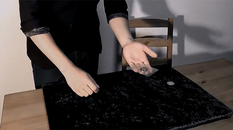 GLOBULE by TAKAHIRO and French Drop - Image 3