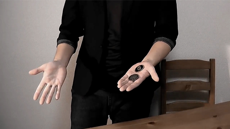 GLOBULE by TAKAHIRO and French Drop - Image 4