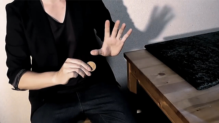 GLOBULE by TAKAHIRO and French Drop - Image 5