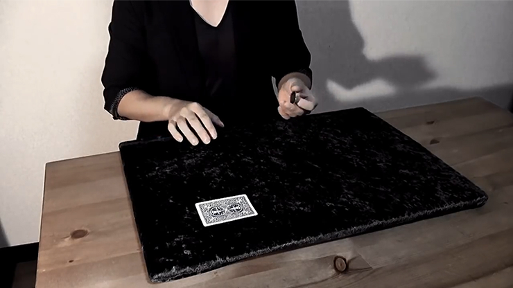 GLOBULE by TAKAHIRO and French Drop - Image 6