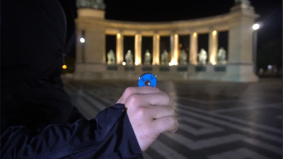 Chinese Coin Color Change, Gimmicks and Online Instructions by Joker Magic - Image 3