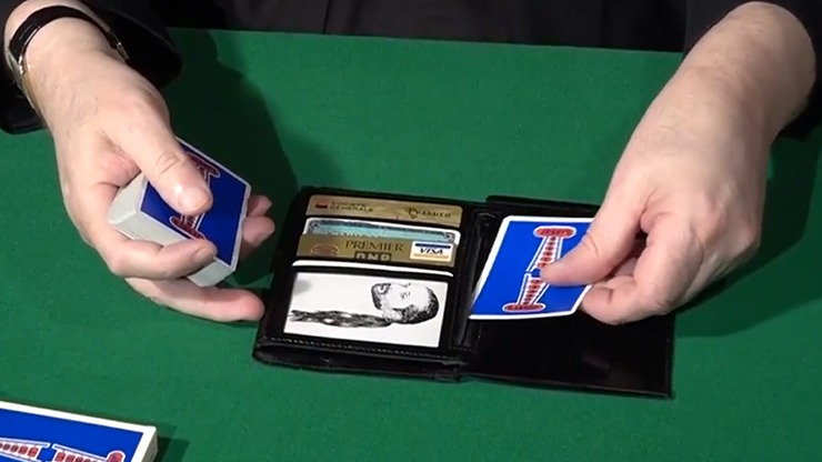 Dominique Duvivier Presents: Duvivier Wallet, Gimmick and Online Instructions - Image 3