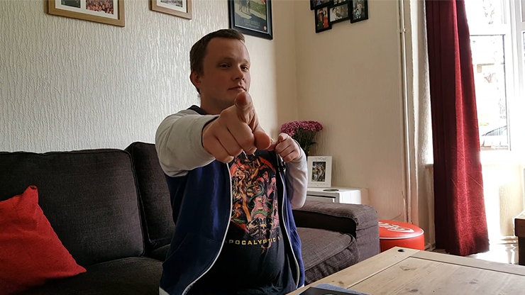 Ghost Flight, Gimmicks and Online Instructions by Peter Duffie and Kaymar Magic - Image 6