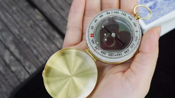 Free Arrow, Gimmicks and Online Instruction by Himitsu Magic