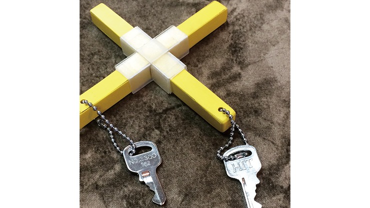 4D Cross 2020 by Tenyo Magic - Image 2