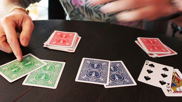 HUE Red, Gimmicks and Online Instructions by Kaan Agdokan and MagicfromHolland - Image 3