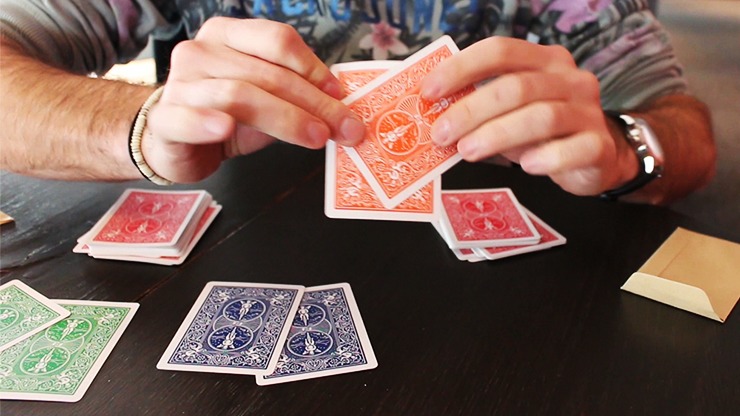 HUE Red, Gimmicks and Online Instructions by Kaan Agdokan and MagicfromHolland - Image 4