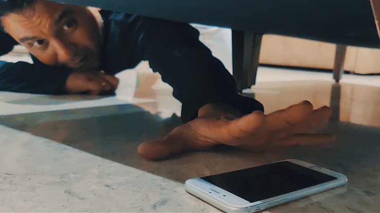 CLICK, Gimmick and Online Instructions by Manoj Kaushal - Image 3