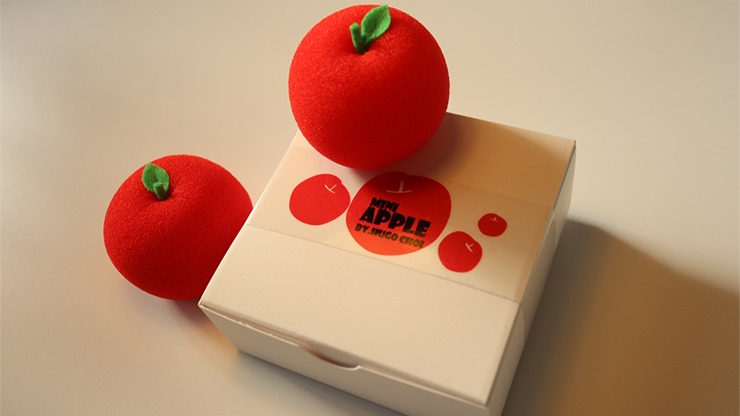 Fruit Sponge Ball, Apple by Hugo Choi