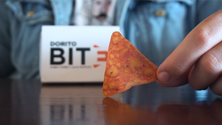 DORITO BITE, Gimmicks and online Instructions by Julio Montoro and Gabbo Torres - Image 4