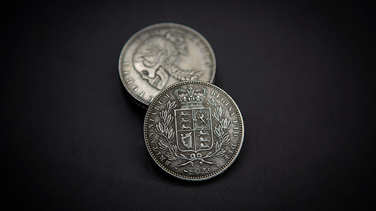 VICTORIA SKULL HEAD COIN by Men Zi Magic - Image 4