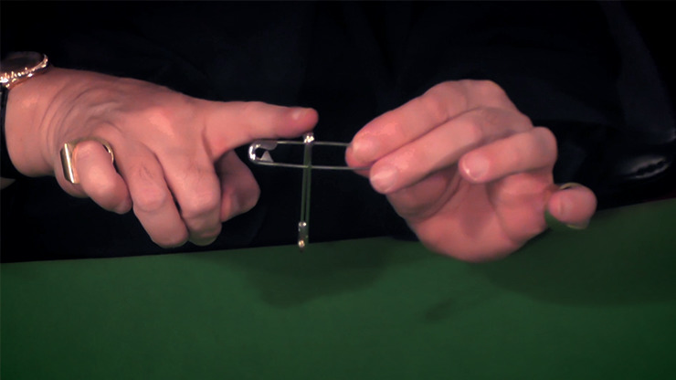 The Dark Room, Gimmicks and Online Instructions by Dominique Duvivier - Image 2