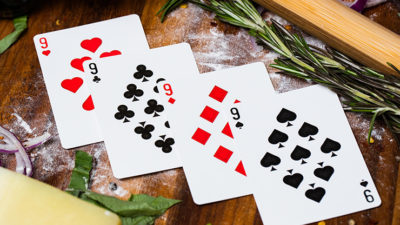 The Royal Pizza Palace, Gilded Playing Cards Set by Riffle Shuffle - Image 4