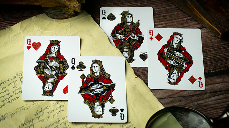 Devil's in the Details Glamourous Gold Playing Cards by Riffle Shuffle - Image 5