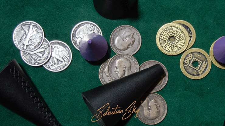 Gnomo's Hat by Sebastian Sky - Image 2