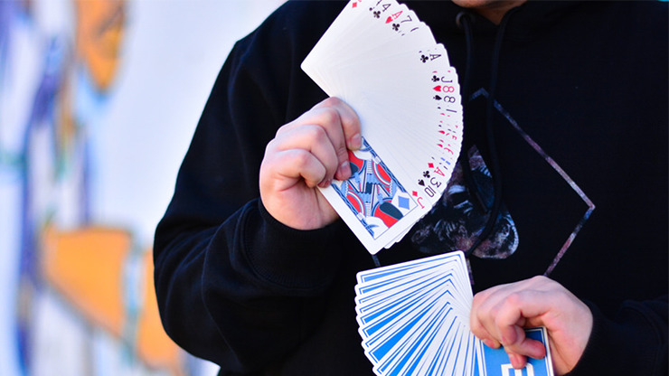 WH Classic Blue Playing Cards - Image 6