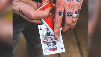 Trash & Burn Playing Cards by Howlin' Jacks - Image 2