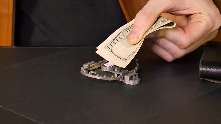 FAST FINGERS by Hugo Valenzuela - Image 3