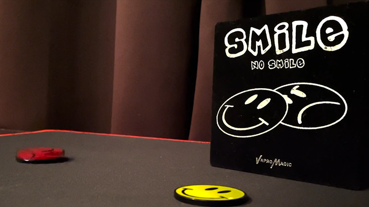 SMILE NO SMILE by Damien Vappereau - Image 3