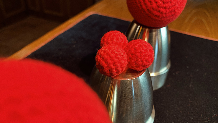 Bacon Cups and Balls Set by Bacon Magic - Image 4