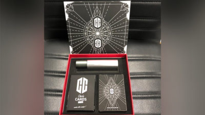 Chris Cards GLOW, Limited Edition Giftbox Playing Cards - Image 2