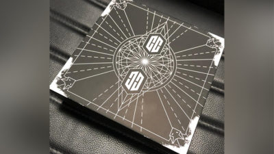 Chris Cards GLOW, Limited Edition Giftbox Playing Cards - Image 4