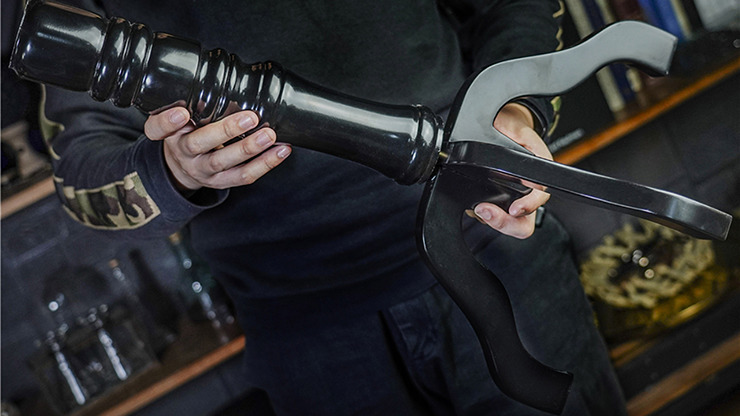 Magicians Table by TCC - Image 3