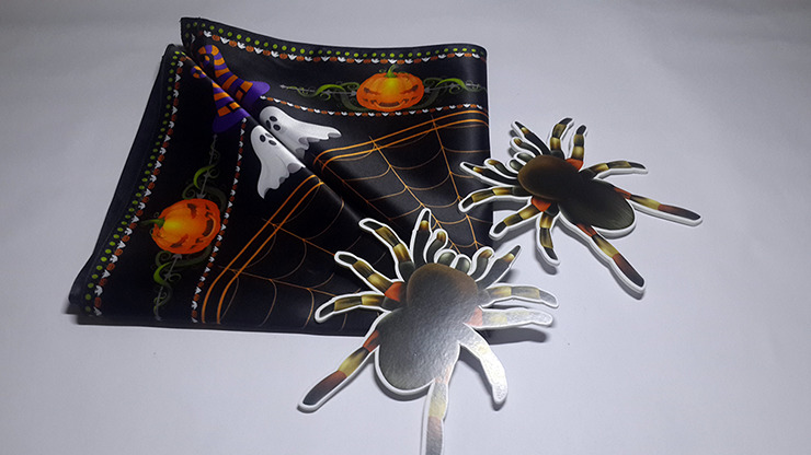 HALLOWEEN BANDANA by Lee Alex - Image 5