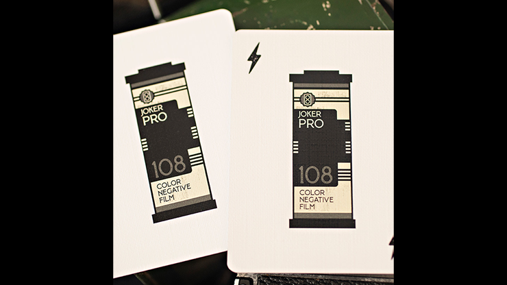 BosKarta HH Gilded Playing Cards by Wounded Corner - Image 6