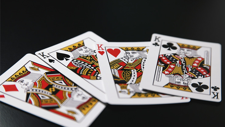 S.O.M., Secrets of Magic Black/Gold Playing Cards - Image 3