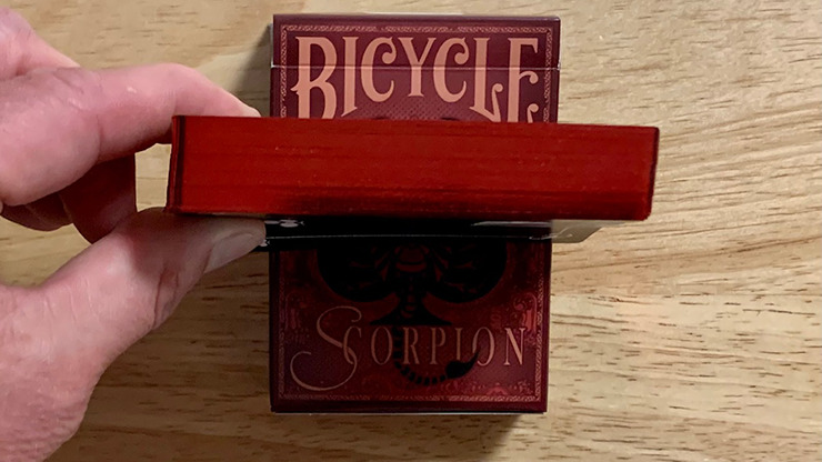 Gilded Bicycle Scorpion, Red Playing Cards - Image 2
