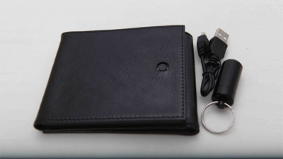 Perfect Fire Wallet by Victor Voitko - Image 2