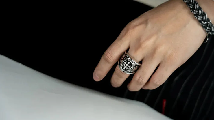 PITATA VibRing, Cross / Size 10 by PITATA MAGIC - Image 6