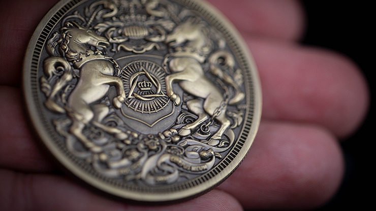 KINGS SECRET, Gimmicks and Online Instruction by Mark Bennett and Matthew Wright - Image 5