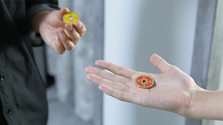 C-COIN SET, Gimmicks and Online Instructions by MENZI MAGIC & Zhao Xinyi - Image 2