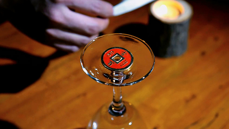 C-COIN SET, Gimmicks and Online Instructions by MENZI MAGIC & Zhao Xinyi - Image 3