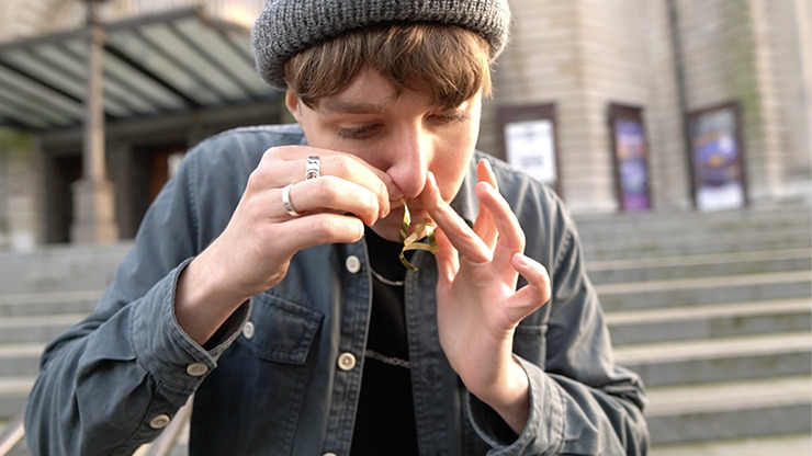 Bowtox, Gimmicks and Online Instructions by Luke Oseland - Image 3