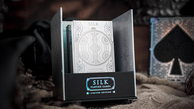 The Silk Black Boxset Playing Cards - Image 2