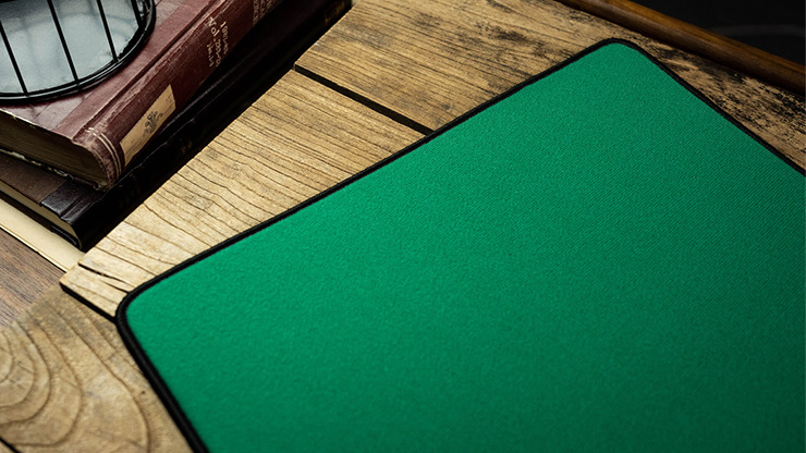 Sewn-Edge Basic Close-Up Pad, Green by TCC Presents - Image 2