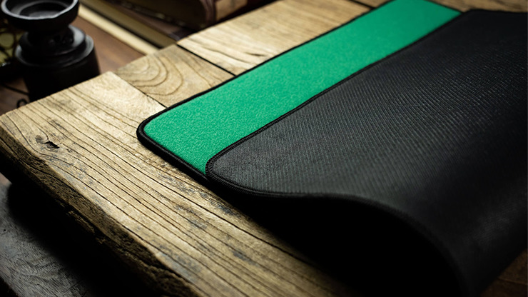 Sewn-Edge Basic Close-Up Pad, Green by TCC Presents - Image 4