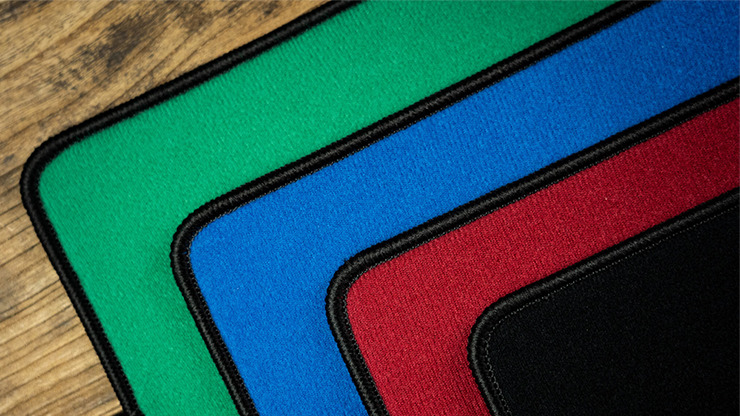 Sewn-Edge Basic Close-Up Pad, Green by TCC Presents - Image 5