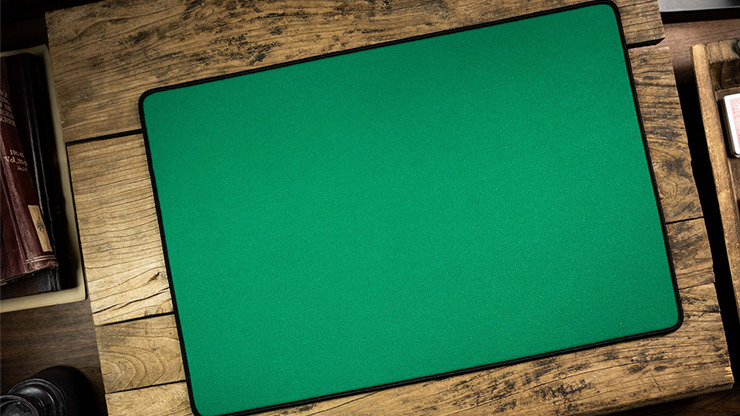 Sewn-Edge Basic Close-Up Pad, Green by TCC Presents