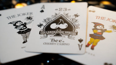 Limited Bee X Cherry, Blue Playing Cards - Image 4