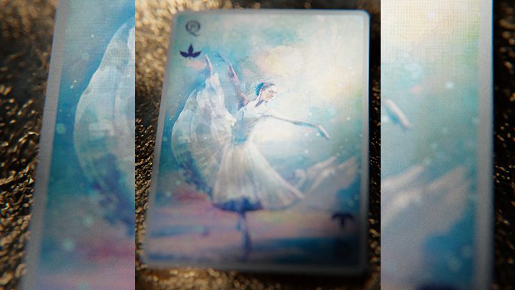 Entwined V3 Winter Gold Playing Cards - Image 6