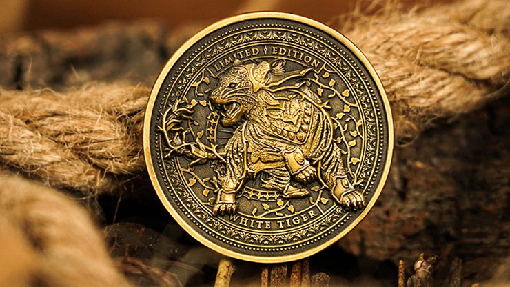 White Tiger Deluxe Wooden Box Set by Ark Playing Cards - Image 6