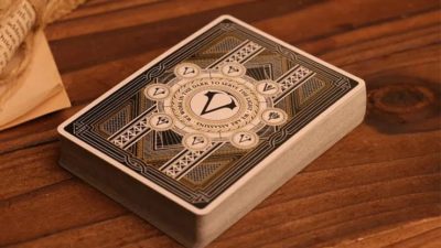 Assassin's Creed Legacy, Hidden Blade Black Playing Cards - Image 5