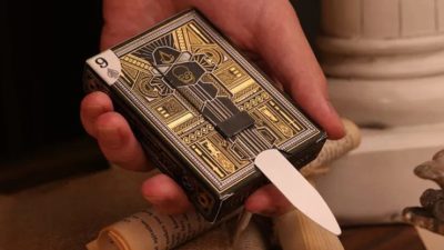 Assassin's Creed Legacy, Hidden Blade Black Playing Cards - Image 6